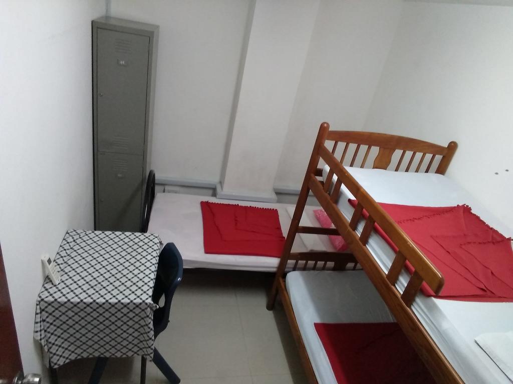 May & May Student Hostel Singapour Extérieur photo